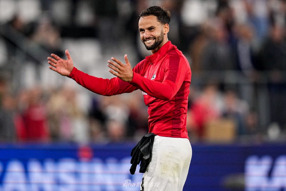 年轻门将而 年轻门将而