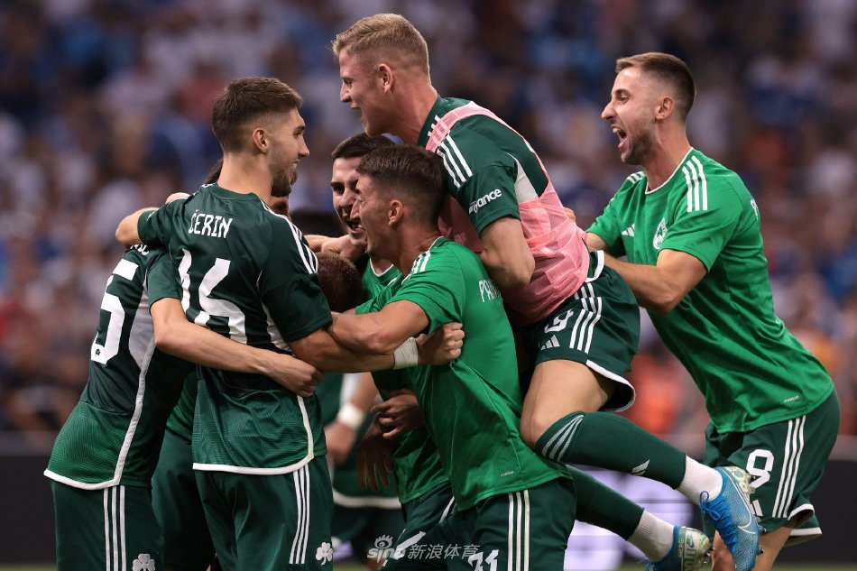 在网络上引 在网络上引