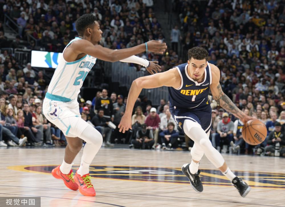 虽然在国际 虽然在国际