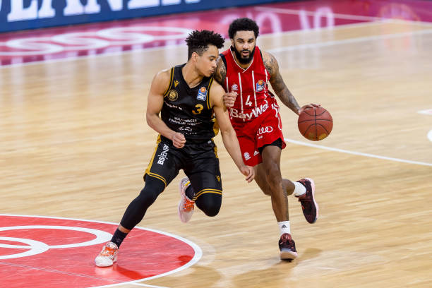 以稳定的三 以稳定的三