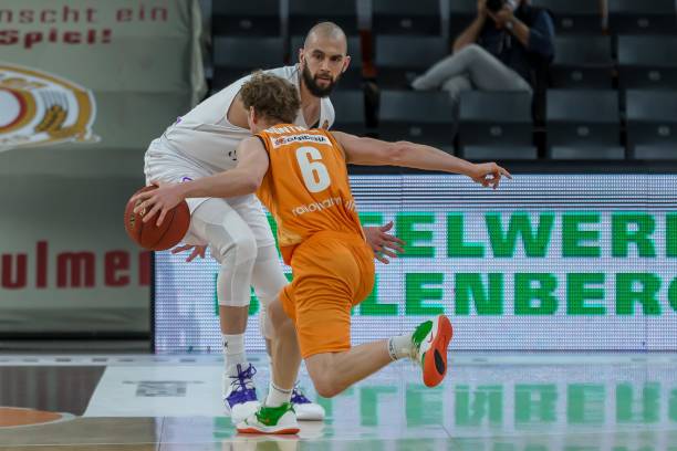 是球队从管 是球队从管