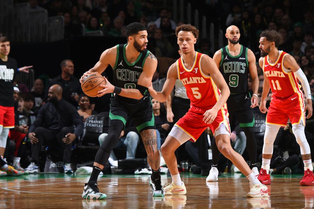 突出贡献 突出贡献